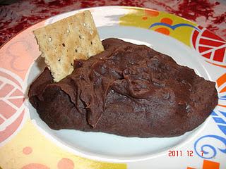 APERITIVO DE FRIJOLES MOLIDOS  Y EL VOLCÁN POÁS.