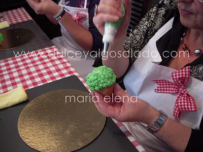 Decorando galletas...en familia!!
