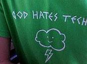 Estudio afirma gente inteligente creer menos Dios