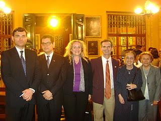PADRE ARMANDO NIETO PRESIDE CELEBRACIÓN PARA PREPARAR LA NAVIDAD EN EL INSTITUTO RIVA AGÜERO. Resaltó coincidencia de dificultades de Guadalupe y Señor de los Milagros y grandeza de la fe en Perú y México.
