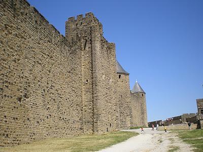 Tour et Porte Saint-Nazaire, Torre y Puerta de San Nazario