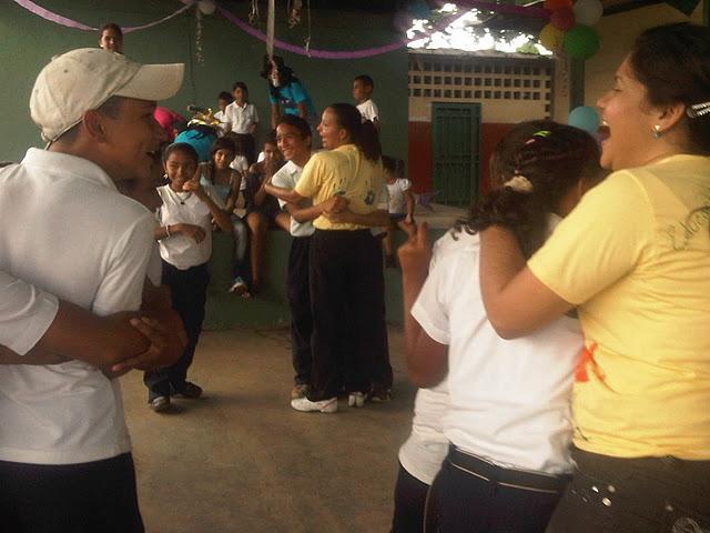Una sonrisa en navidad para los  niños y niñas