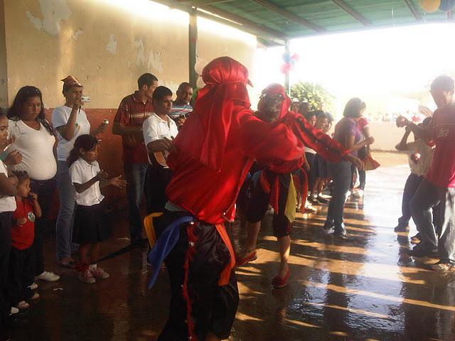 Una sonrisa en navidad para los  niños y niñas