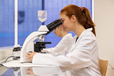 MEDAC y BeWanted lanzan un revolucionario Portal de Empleo que conecta a técnicos de FP con empresas MEDAC y BeWanted lanzan un revolucionario Portal de Empleo que conecta a técnicos de FP con empresas