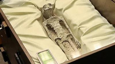 EL ETERNO DEBATE SOBRE LA EXISTENCIA DE VIDA TECNOLÓGICA EXTRATERRESTRE Y SI YA NOS HAN VISITADO