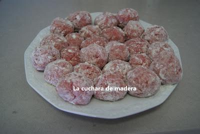 ALBONDIGAS EN SALSA
