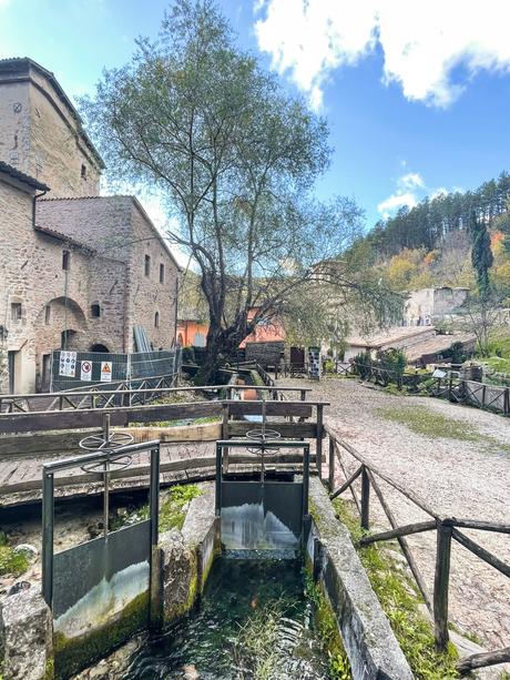 Un día en Rasiglia, en la Venecia de Umbría –  VIDA DE VIAJE