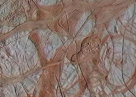 Europa, la luna de Júpiter, podría albergar condiciones adecuadas para la vida Europa, la luna de Júpiter, podría albergar condiciones adecuadas para la vida