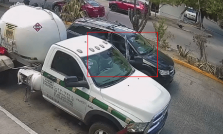 (video)A bordo de camioneta maleantes perpetran ola de asaltos en Jardines del Sur y Valle Dorado