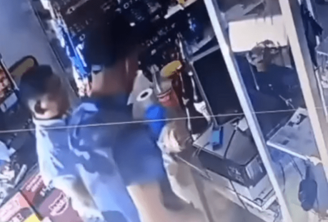 Agresión en San Luis Potosí: Borracho ataca a niño de 11 años en tienda