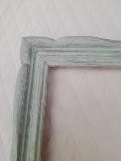 UN MARCO VIEJO PARA EL RETO RECICLA Y CREA