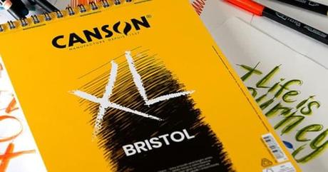 ¿Qué es el papel Bristol? Usos y características