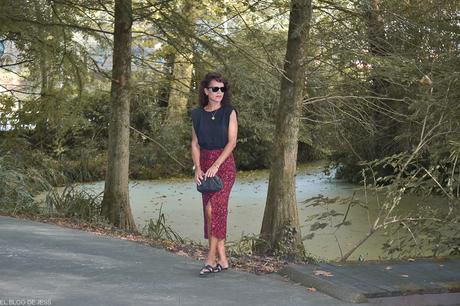 BLACK & RED BLACK & RED