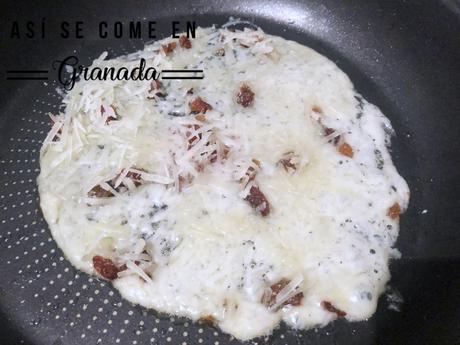 Enrollado de queso crujiente