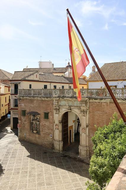 La Casa de Pilatos (3): la fachada principal.