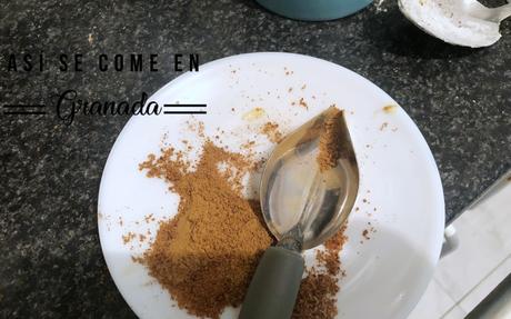 Mug cake rolls de canela sin gluten