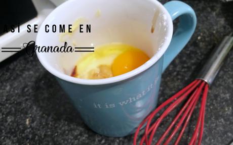 Mug cake rolls de canela sin gluten