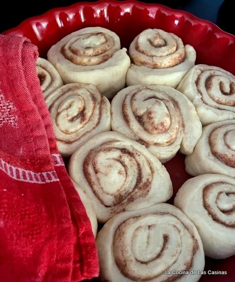 Cinnamon Rolls: Rollitos de Canela #CinnamonrollsInternationalday