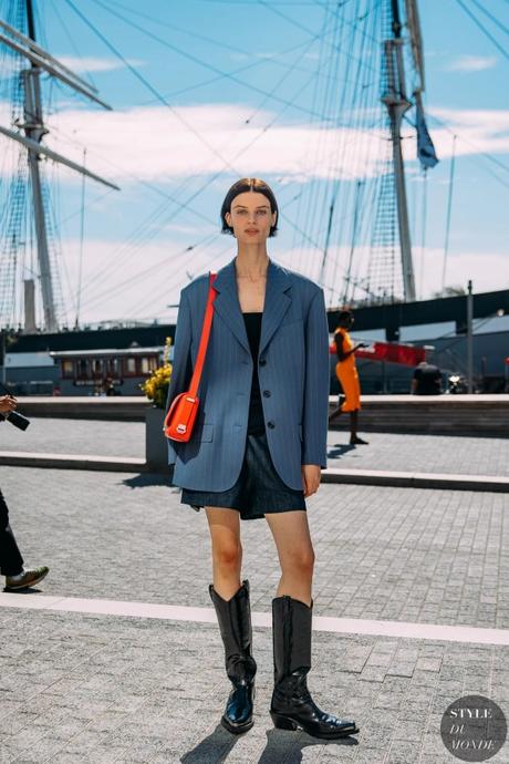 Trucos para mezclar ropa de diferentes temporadas con éxito