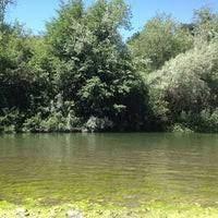 Los 7 mejores hoyos para nadar en California