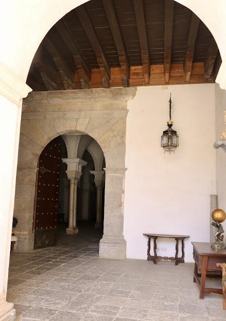 La Casa de Pilatos (8): las Caballerizas.
