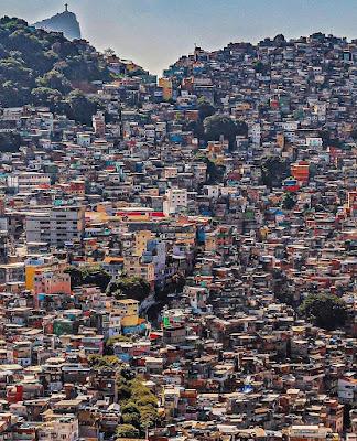 La derecha contra la monarquía, ¿y si nos aprovechamos de ello?
