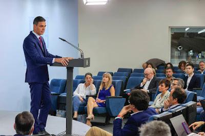 La derecha contra la monarquía, ¿y si nos aprovechamos de ello?