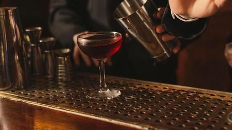 La coctelería Boadas de Barcelona cumple 90 años a lo grande