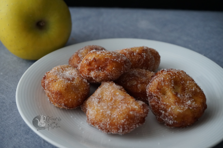 Buñuelos de manzana rallada