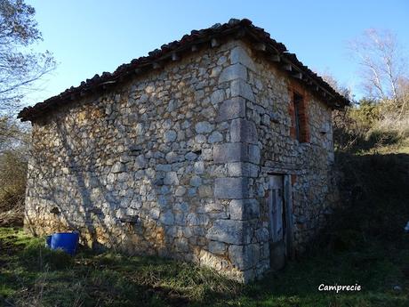 Alevia-La Escalá-Canal de las Vacas-Llonín-Cavandi-La Lizosa