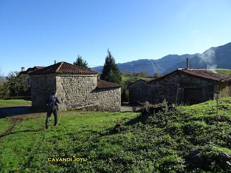 Alevia-La Escalá-Canal de las Vacas-Llonín-Cavandi-La Lizosa