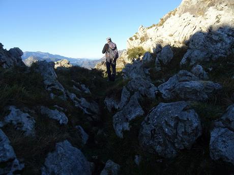 Alevia-La Escalá-Canal de las Vacas-Llonín-Cavandi-La Lizosa