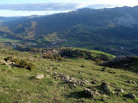 Alevia-La Escalá-Canal de las Vacas-Llonín-Cavandi-La Lizosa
