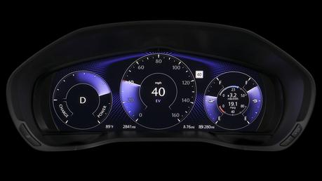 Contadores con pantalla completa de Panasonic instalados en el CX-90 de Mazda Contadores con pantalla completa de Panasonic instalados en el CX-90 de Mazda