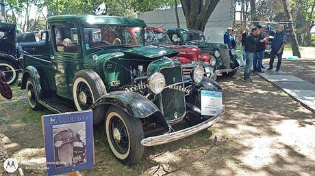 Sol, autos clásicos y público en AutoClásica 2023 Sol, autos clásicos y público en AutoClásica 2023