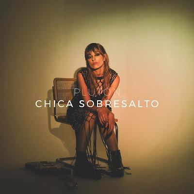 CHICA SOBRESALTO: 'PLUTÓN'