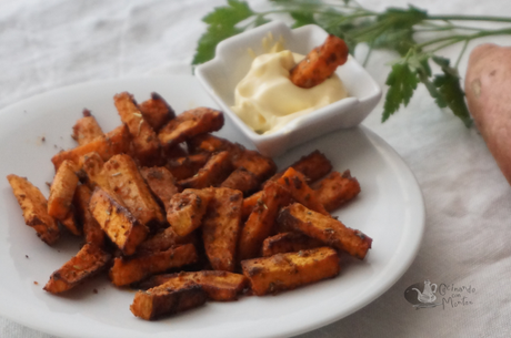 Bastones de boniato frito en freidora de aire Bastones de boniato frito en freidora de aire