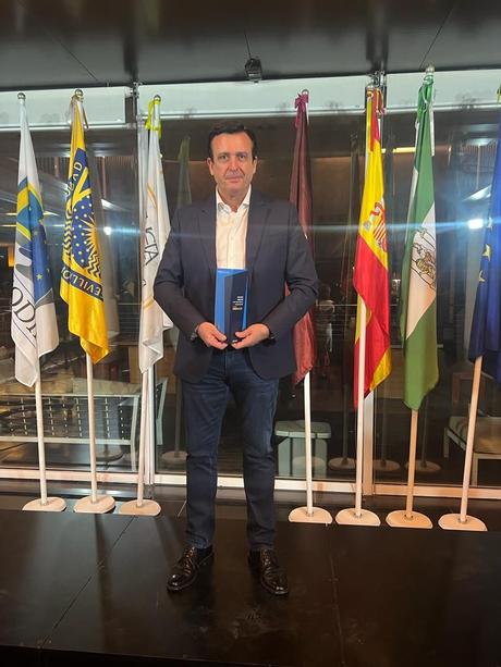 Ignacio Campoy reconocimiento Pymes Magazine a la Trayectoria Empresarial Ignacio Campoy reconocimiento Pymes Magazine a la Trayectoria Empresarial