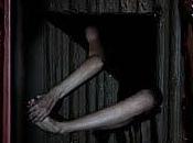 acosté cabeza mojada