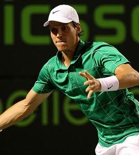 Berdych sorprendió y bajó a Federer en Miami