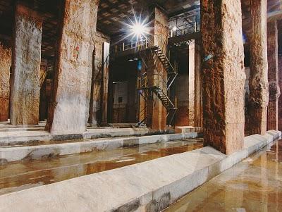 Depósitos de agua bajo suelo