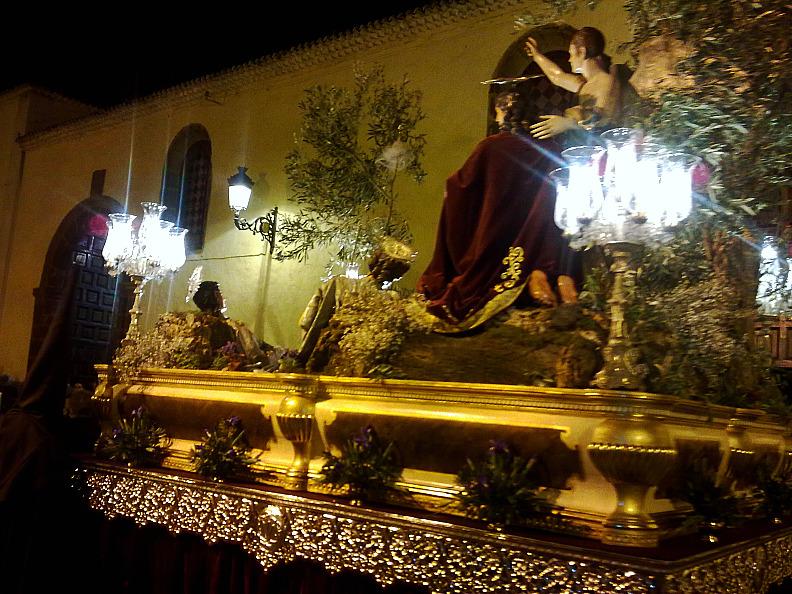 ES TIEMPO DE PROCESIONES