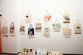 fotos inauguración Comercio Justo + Arte +  la subasta más Justa