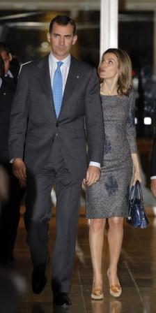 El look de Dña. Letizia en la presentación de la Fundación Príncipe de Girona en Barcelona