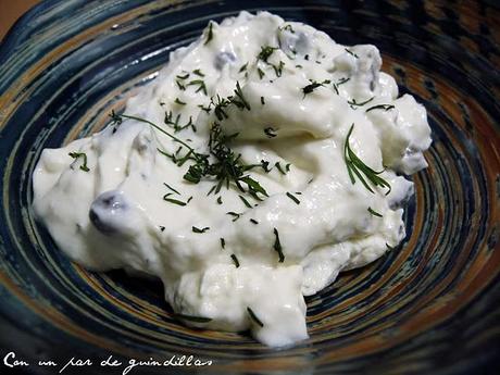 Salsa de alcaparras rápida y apañada Salsa de alcaparras rápida y apañada