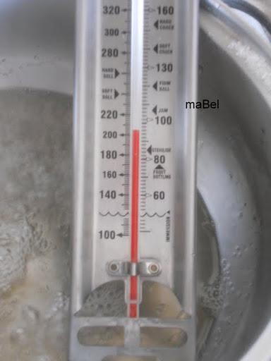 Turron de nata y nuez