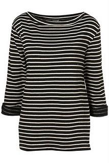 Ashley Tisdale y su outfit