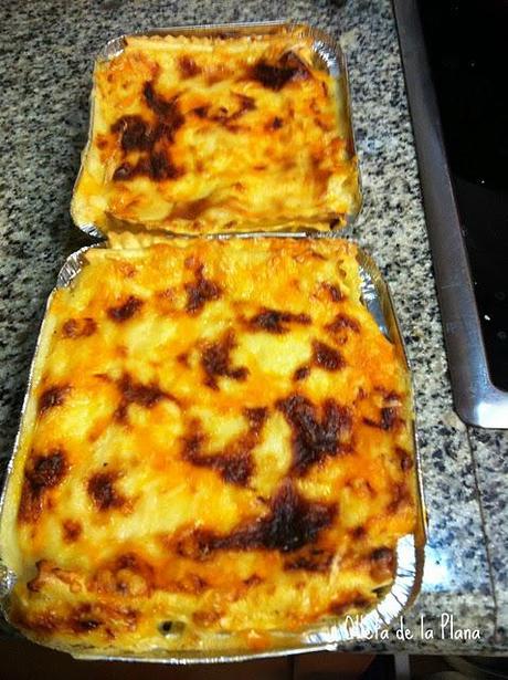 LASAGNA DE POLLO, SETAS Y QUESO DE CABRA