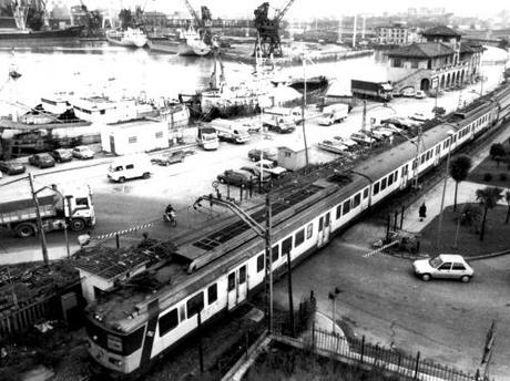 AVILES_PUERTO_1980-SMALL Desarrollo urbano de Avilés (Asturias)