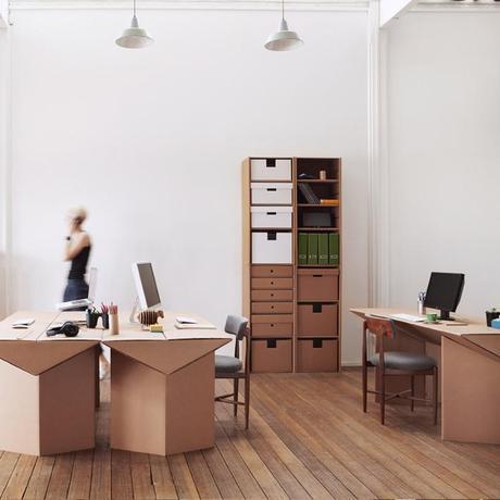 muebles_carton_escritorios Escritorios y archivo para oficina realizados en cartón.